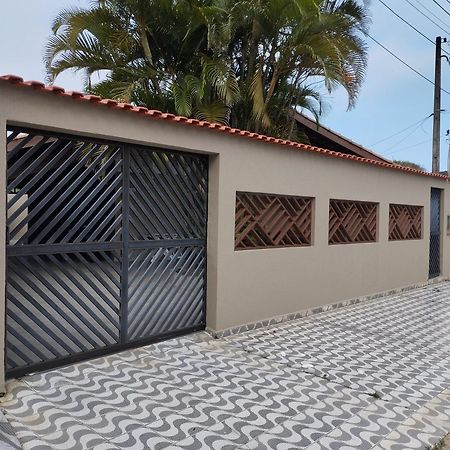 Casa A 50 Metros Da Praia - No Melhor Local Da Pg Villa Praia Grande  Bagian luar foto